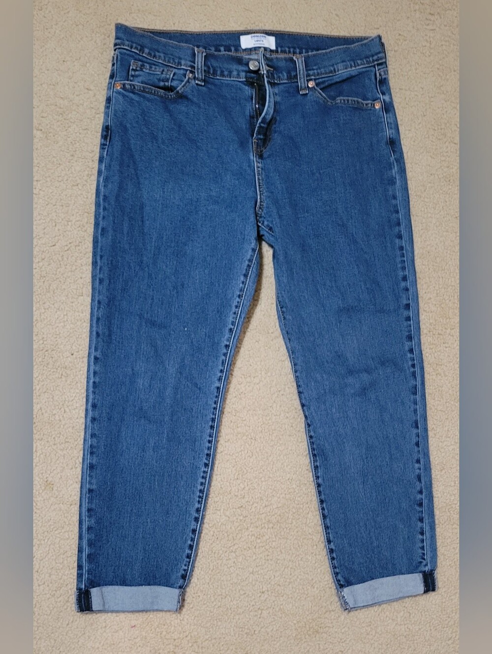 Denizen from Levi's Cuffed Boyfriend Jeans Size 6